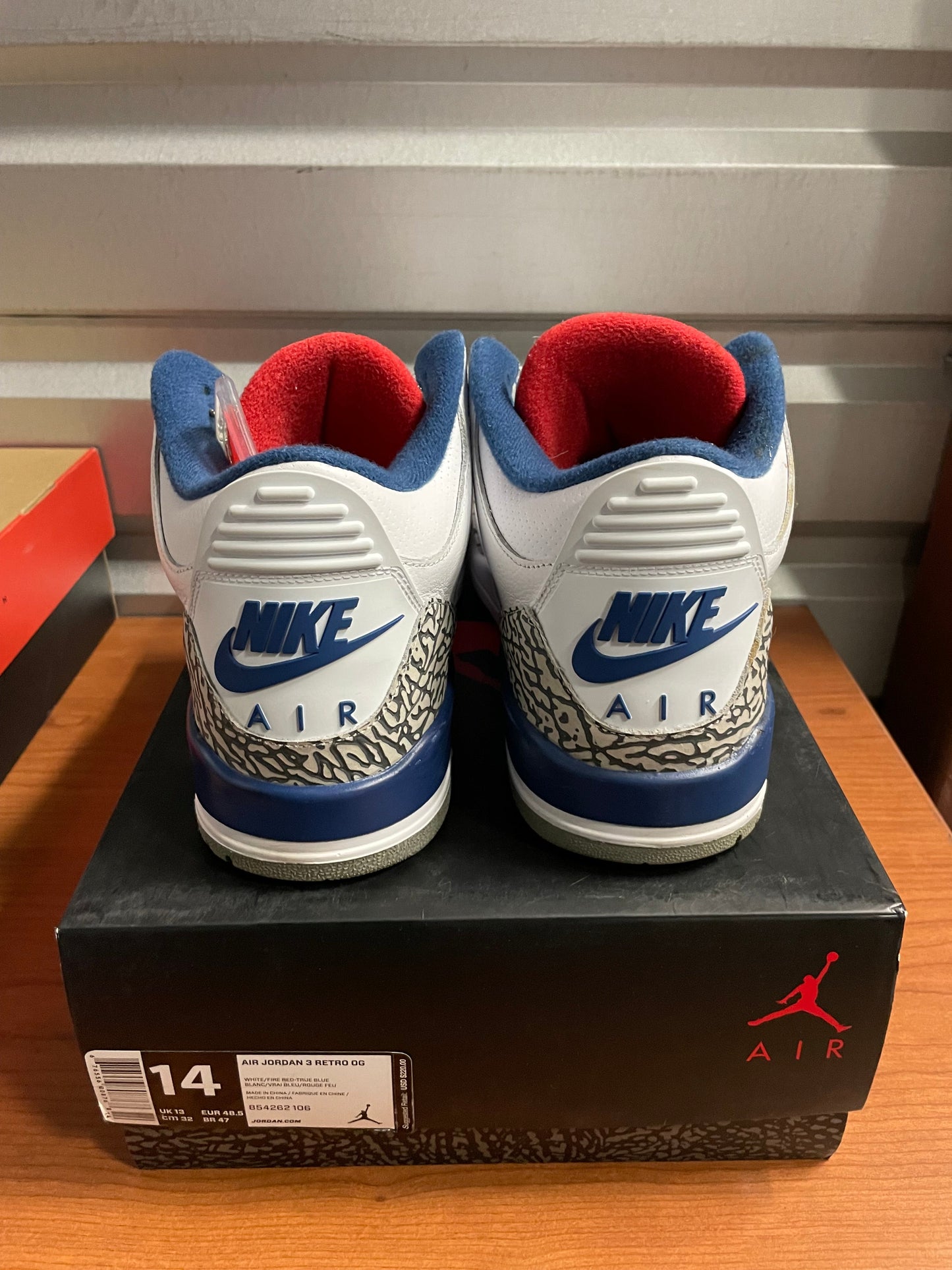 Jordan 3 "True Blue"